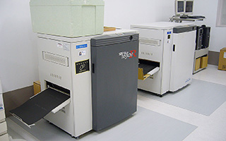 シルバーデジプレート